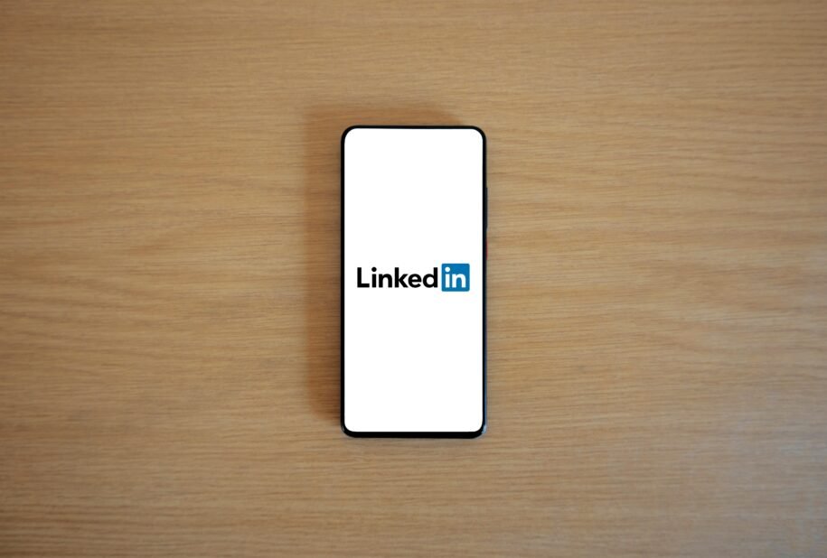LinkedIn-Impressions-Guide-for-Founders-and-Marketers